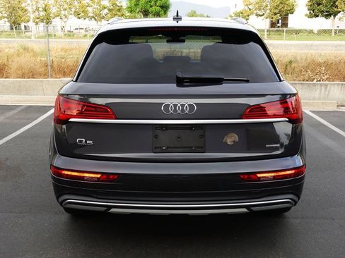 Used 2021 Audi Q5 2.0T Premium w/ Convenience Package AWD/4WD image 13
