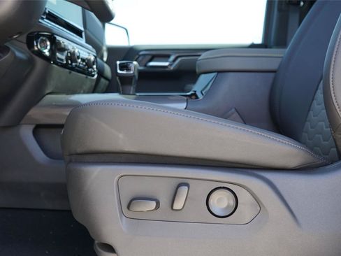 Used 2026 Chevrolet Silverado 1500 ZR2 AWD/4WD image 21