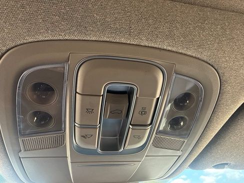 Used 2019 Hyundai Santa Fe Limited AWD/4WD image 23