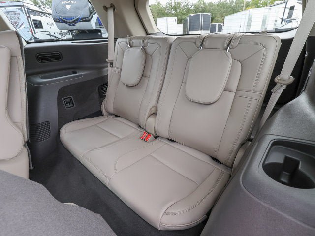 Used 2023 Lincoln Aviator Reserve RWD image 29