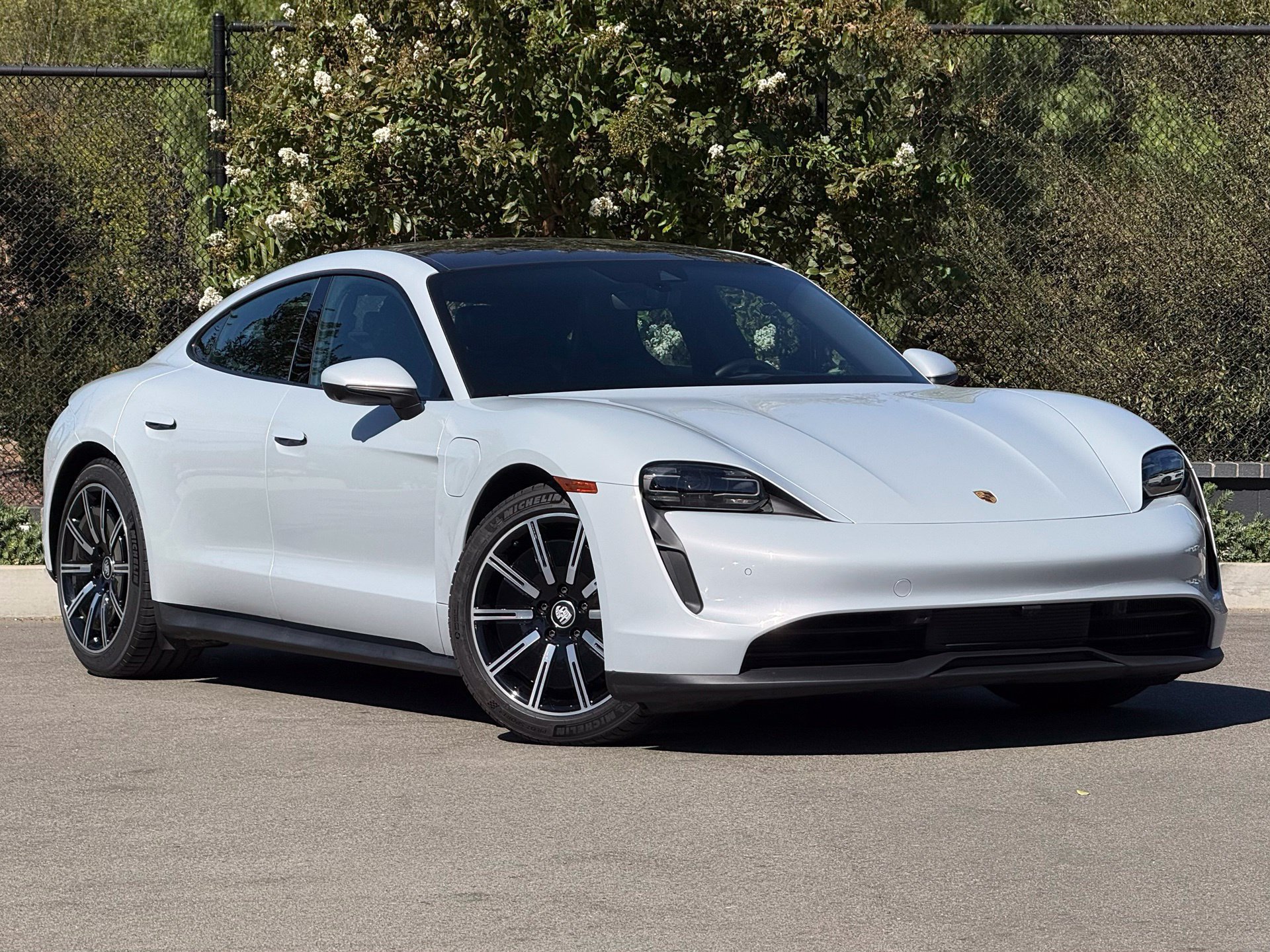 Certified 2023 Porsche Taycan RWD image 9