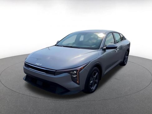 Used 2025 Kia K4 FWD image 7