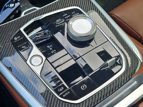 Used 2024 BMW X7 M60i w/ Executive Package image 12