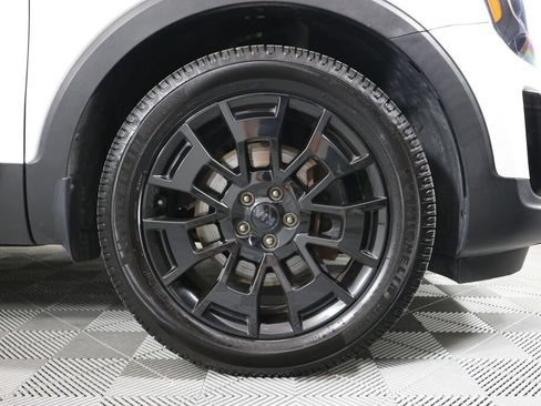 Used 2021 Kia Telluride SX w/ SX Prestige Package AWD/4WD image 6