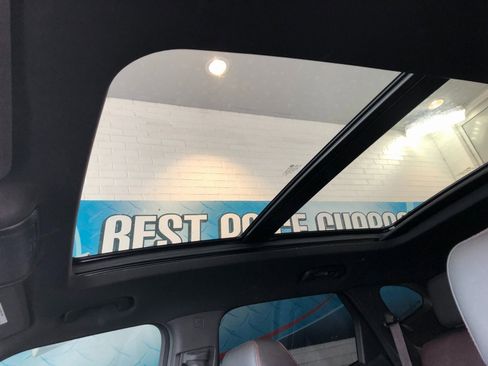 Certified 2022 Chevrolet Blazer RS w/ Enhanced Convenience Package image 23