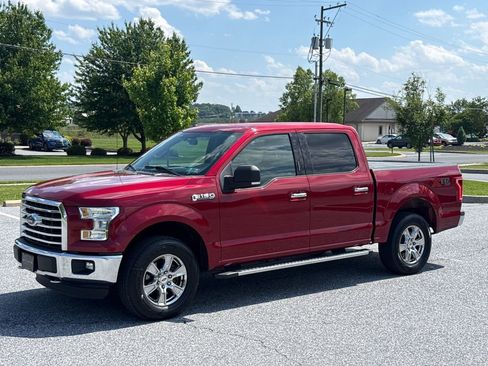 Used 2016 Ford F150 XLT w/ Equipment Group 301A Mid AWD/4WD image 3