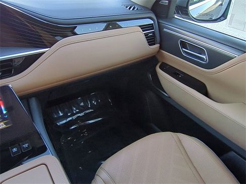 New 2026 INFINITI QX80 Luxe w/ Cargo Package image 17