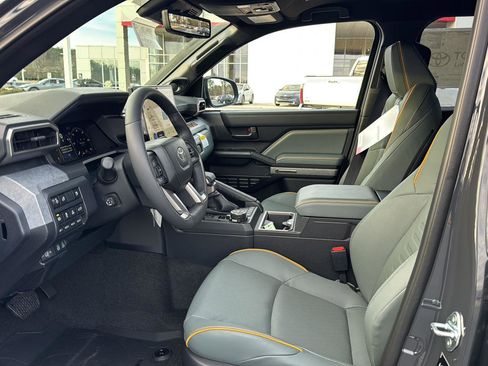 New 2026 Toyota 4Runner Trailhunter image 8