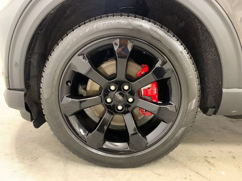 Used 2020 Ford Explorer ST w/ ST Street Pack AWD/4WD image 2