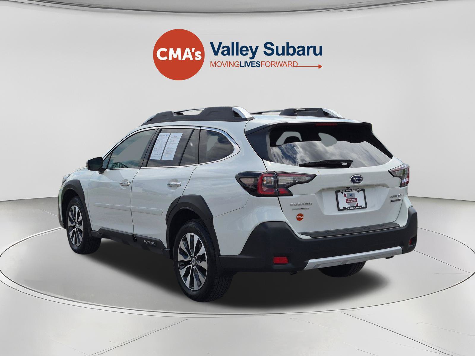 Used 2024 Subaru Outback Limited AWD/4WD image 3