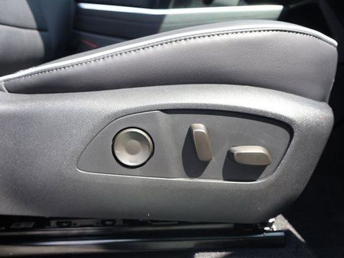 New 2026 Buick Enclave Preferred FWD image 9