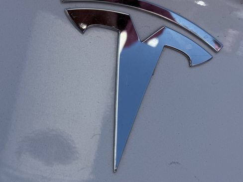 Used 2020 Tesla Model 3 Long Range image 11