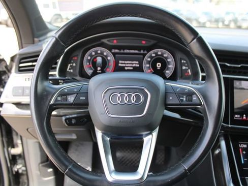 Used 2022 Audi Q7 3.0T Premium Plus AWD/4WD image 21