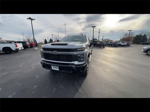 Certified 2025 Chevrolet Silverado 2500 Custom w/ Custom Convenience Package image 3