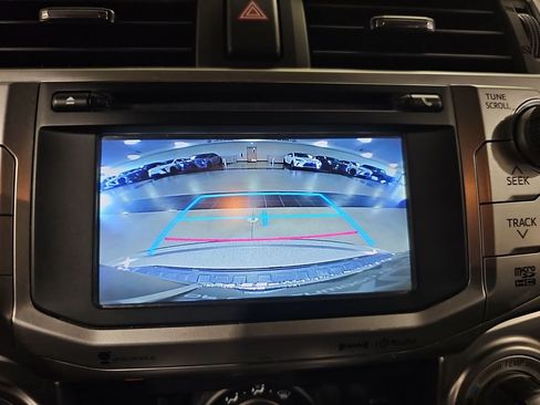 Used 2016 Toyota 4Runner SR5 AWD/4WD image 24