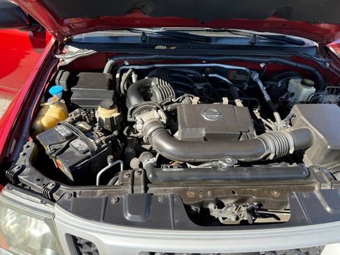 Used 2014 Nissan Xterra X image 38