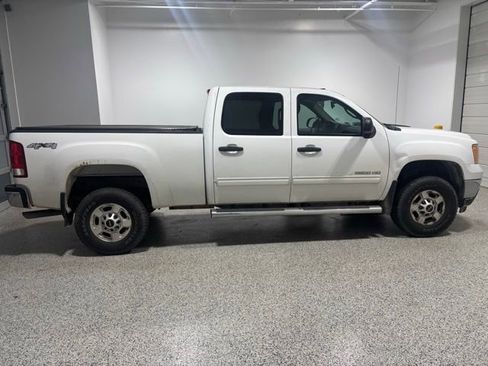 Used 2013 GMC Sierra 2500 SLE w/ SLE Preferred Package image 9
