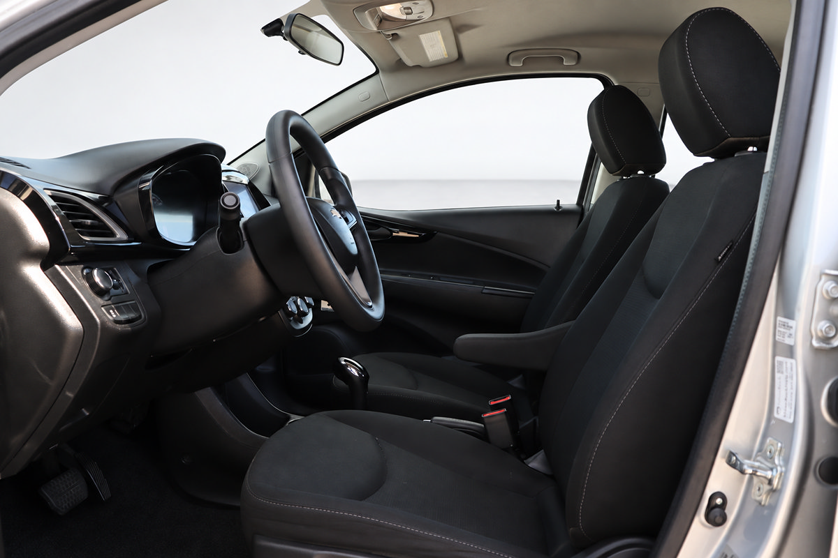 Used 2021 Chevrolet Spark LT FWD image 25