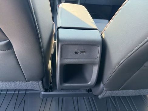 New 2026 Buick Envista Avenir FWD image 13