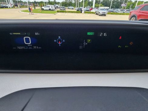 Used 2022 Toyota Prius Prime Limited FWD image 21