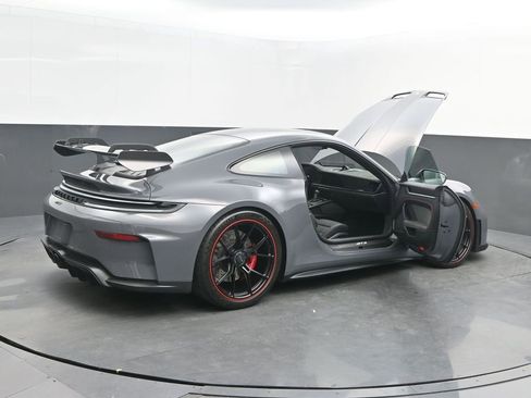 Certified 2026 Porsche 911 GT3 RWD image 40