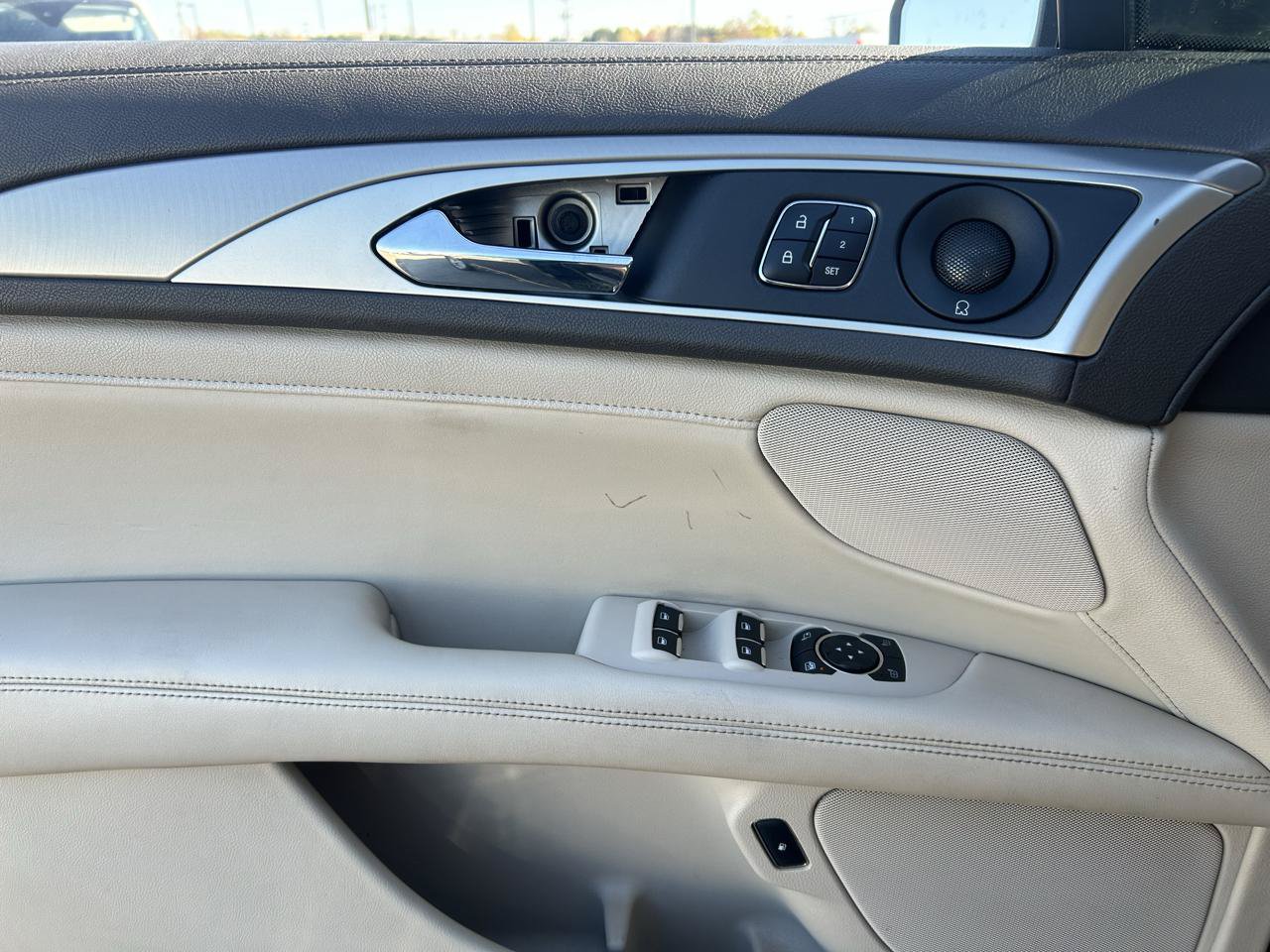 Used 2017 Lincoln MKZ Select w/ Select Plus Package FWD image 29