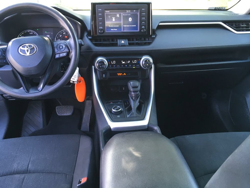 Used 2019 Toyota RAV4 LE w/ Carpet Mat Package AWD/4WD image 24