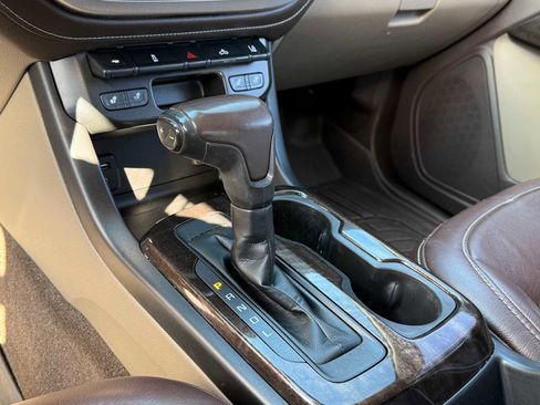 Used 2018 GMC Canyon SLE w/ SLE Convenience Package image 23