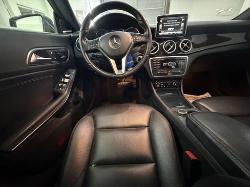 Used 2014 Mercedes-Benz CLA 250 image 11