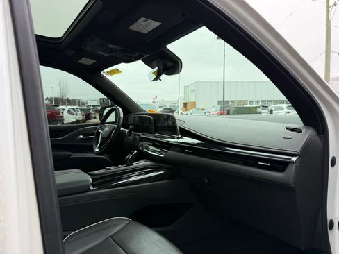 Used 2021 Cadillac Escalade Sport w/ Driver Assist Tech Package image 11