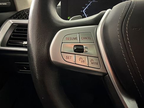 Certified 2025 BMW X7 xDrive40i AWD/4WD image 16