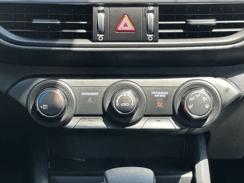 Used 2024 Kia Forte LXS w/ LXS Technology Package FWD image 13
