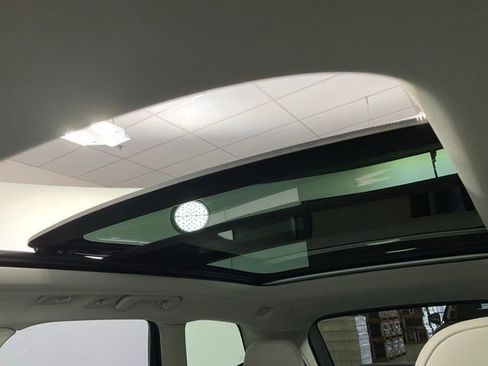 Used 2025 Volvo XC60 B5 Ultra w/ Protection Package Premier image 19