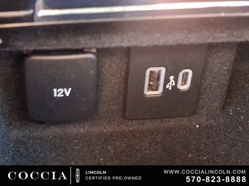 Certified 2022 Lincoln Corsair AWD w/ Equipment Group 101A image 24
