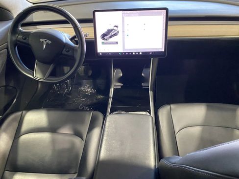 Used 2017 Tesla Model 3 Long Range image 5