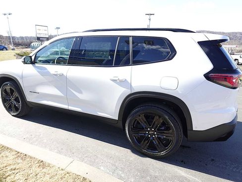 New 2025 GMC Acadia Elevation w/ Super Cruise Package AWD/4WD image 6