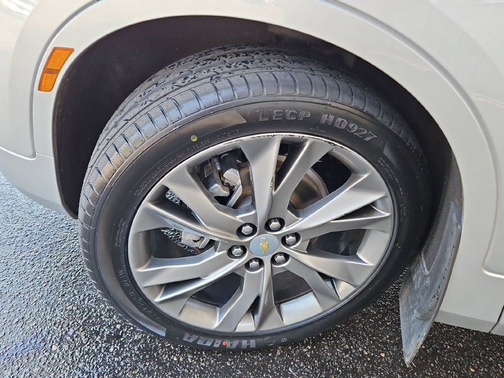 Used 2019 Chevrolet Blazer Premier w/ Sun and Wheels Package AWD/4WD image 39