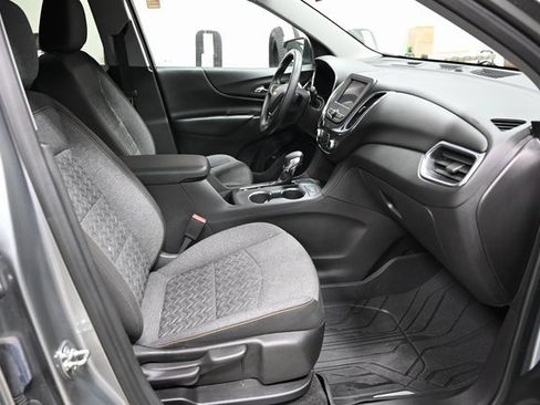 Used 2024 Chevrolet Equinox LT image 11