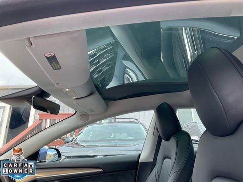 Used 2022 Tesla Model 3 Long Range AWD/4WD image 21