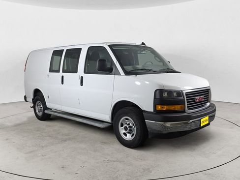 Used 2024 GMC Savana 2500 w/ Driver Convenience Package RWD image 7