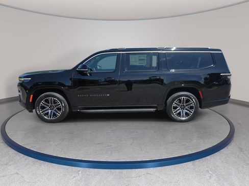 New 2026 Jeep Grand Wagoneer L 4WD image 8