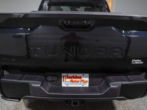 Used 2023 Toyota Tundra Platinum image 8