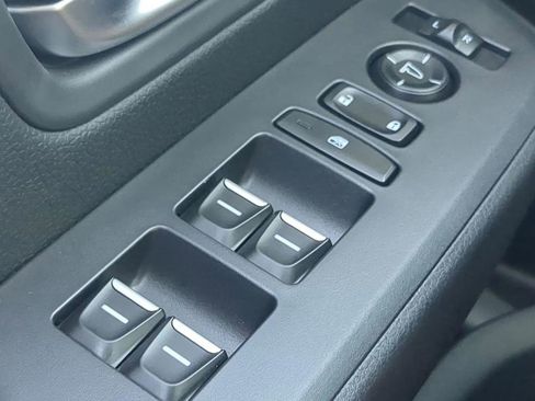 New 2026 Honda Pilot Sport image 23