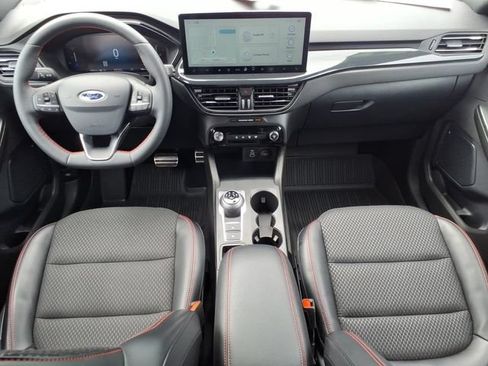 Certified 2024 Ford Escape ST-Line w/ Tech Pack #1 AWD/4WD image 10