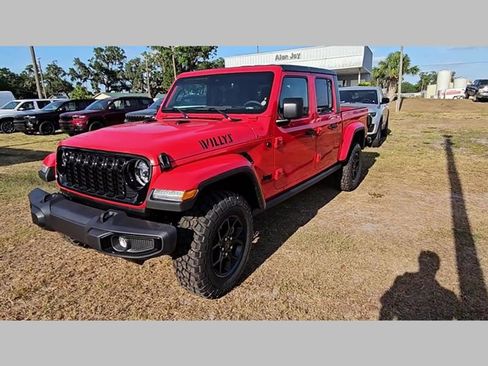 New 2025 Jeep Gladiator Willys image 31