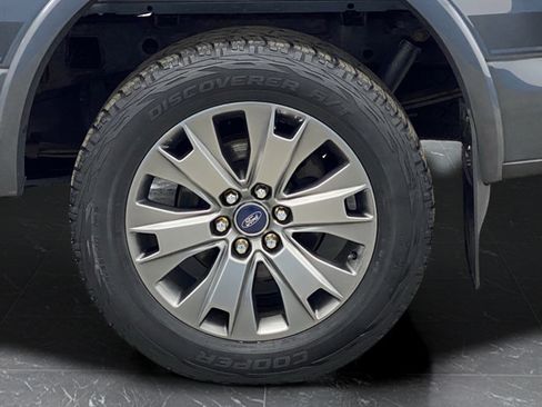 Used 2016 Ford F150 XLT w/ Equipment Group 302A Luxury AWD/4WD image 41