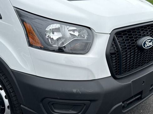 New 2026 Ford Transit 250 148 Medium Roof RWD image 12