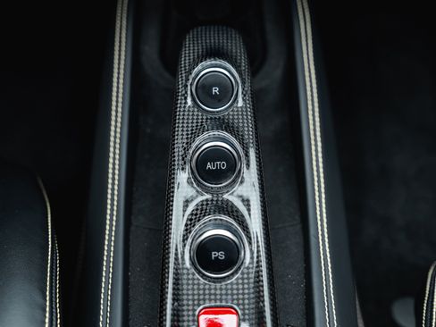 Used 2022 Ferrari F8 Tributo RWD image 54