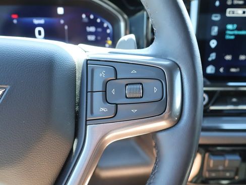 Used 2022 Chevrolet Silverado 1500 ZR2 w/ Technology Package AWD/4WD image 27