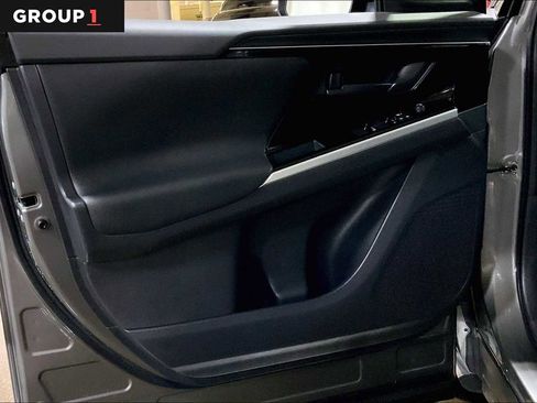 Used 2023 Toyota bZ4X XLE w/ Weather Package image 22